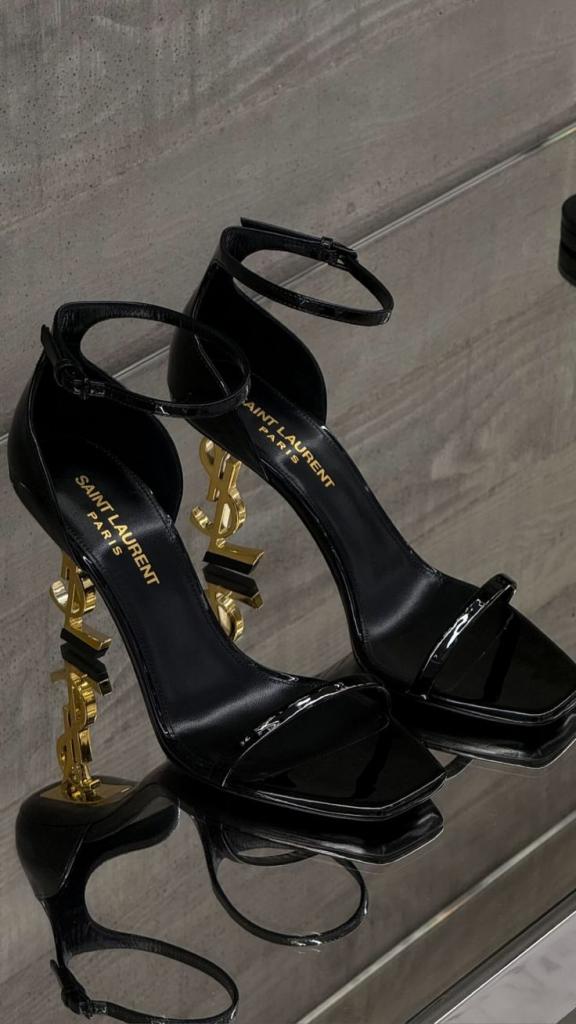 Chica busca chico en Lugo: 