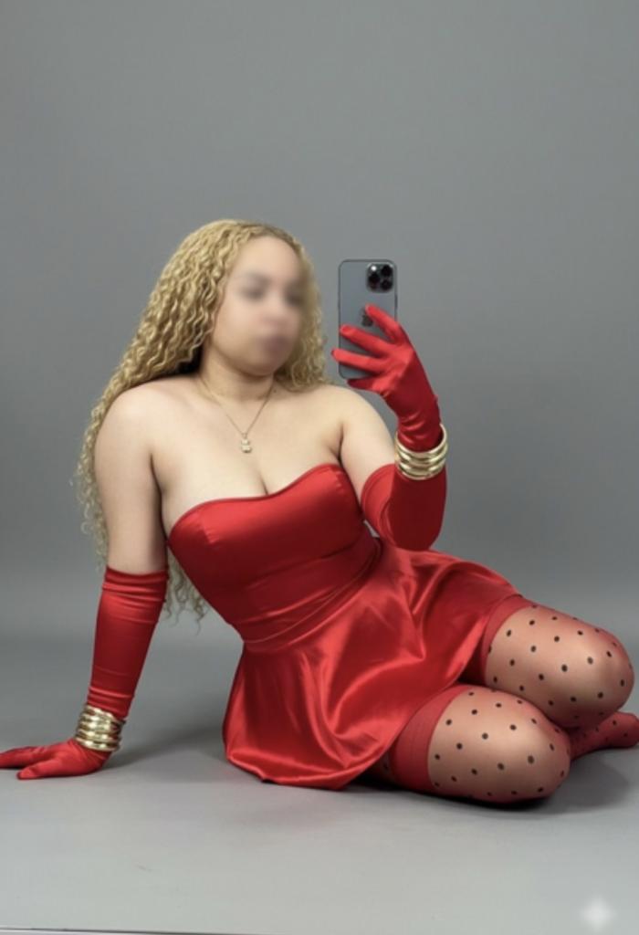 Chica busca chico en Sevilla: 