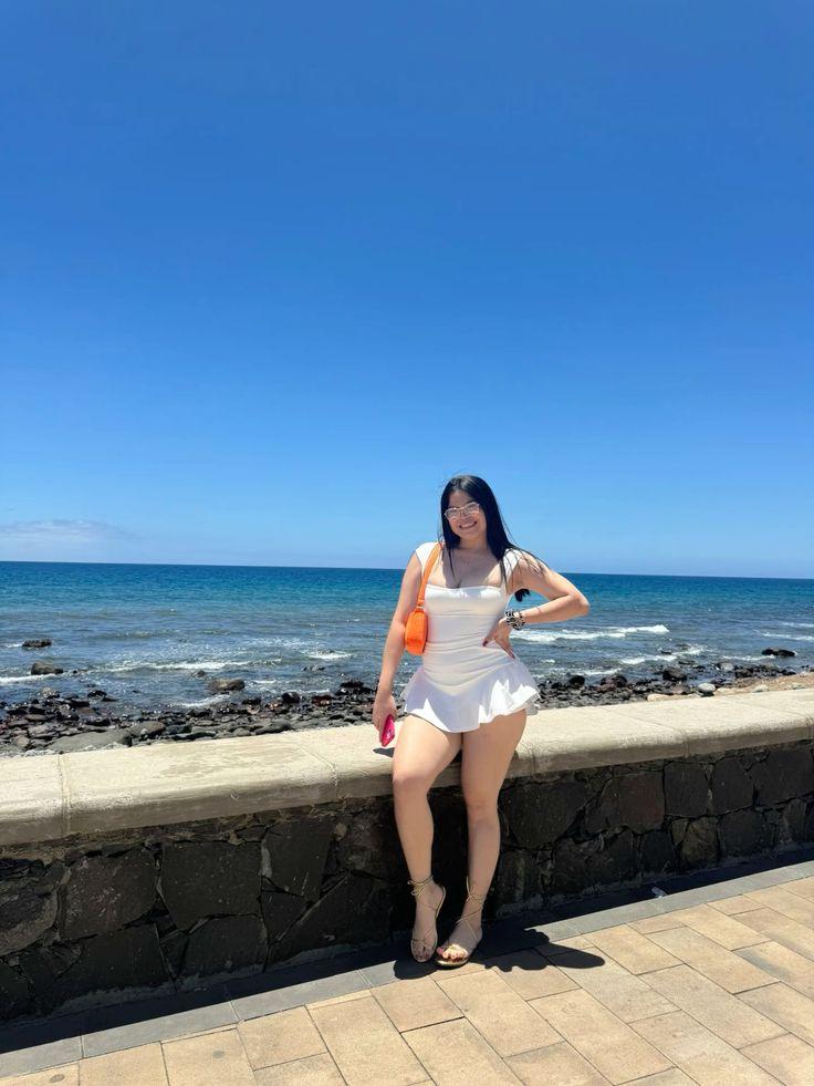 Chica busca chico en Tenerife: 