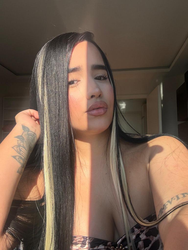 Chica busca chico en Sevilla: 