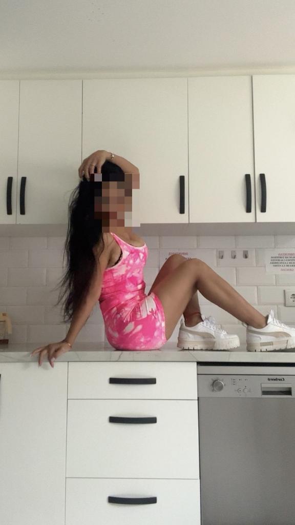 Chica busca chico en La Coruña: 