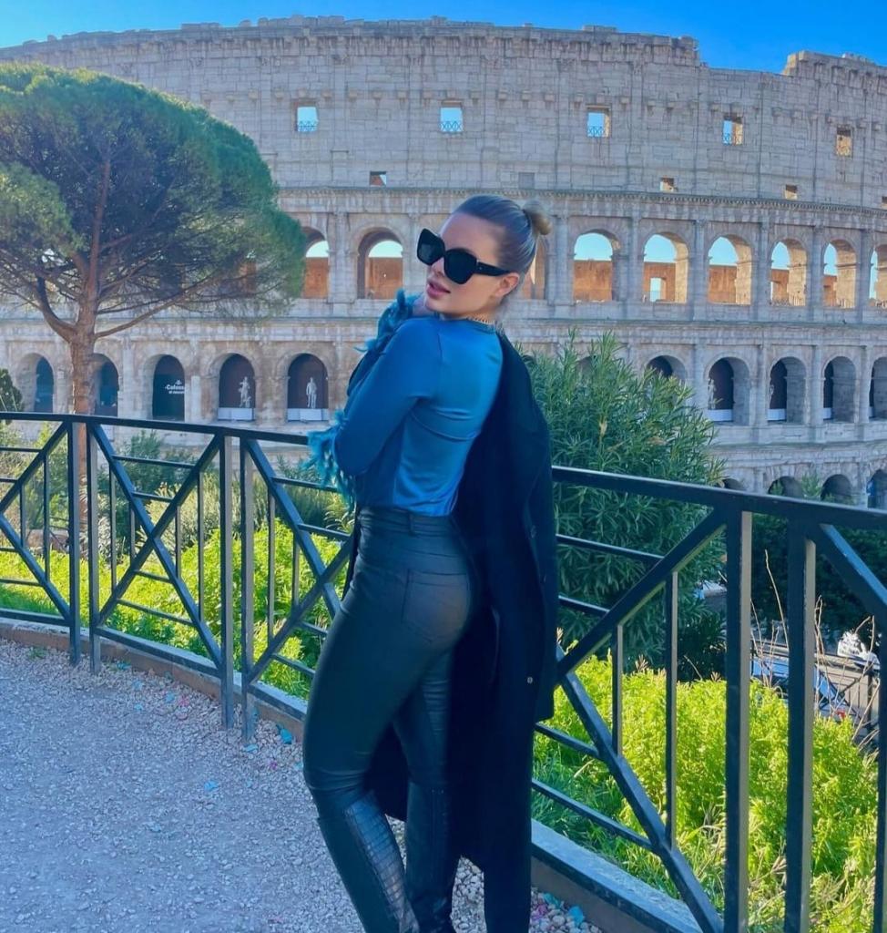 Chica busca chico en La Coruña: Chica busca chico