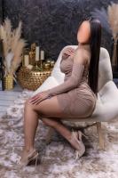 695428447: Chica busca chico en Barcelona