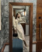 632054051: Chica busca chico en Sevilla