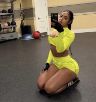 612448556: Chica busca chico en Málaga