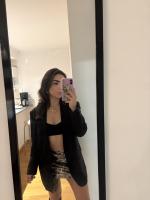 644763540: Chica busca chico en Barcelona