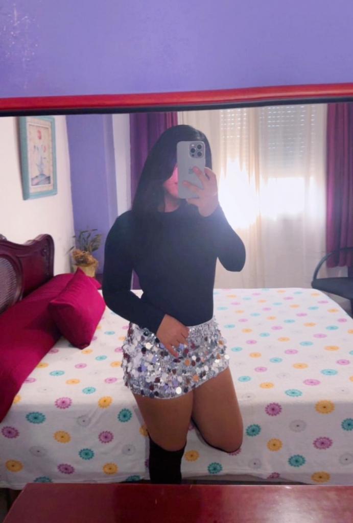 Chica busca chico en Cádiz: 