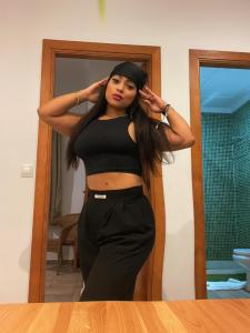 Chica busca chico en Cádiz: 