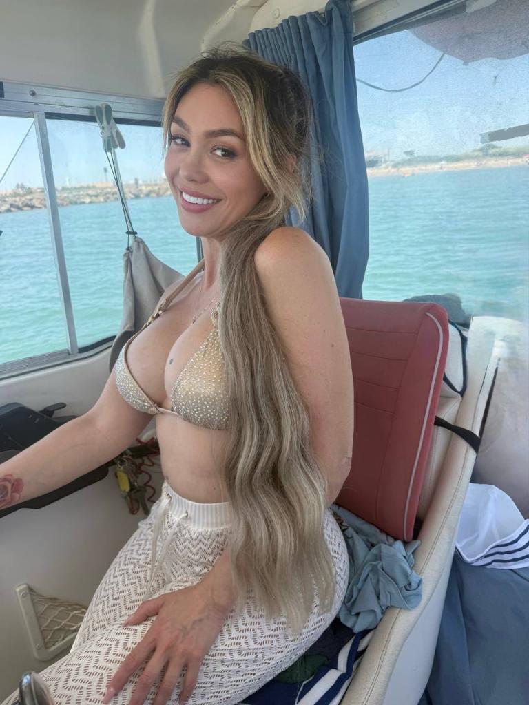 670359351: Chica busca chico en Málaga