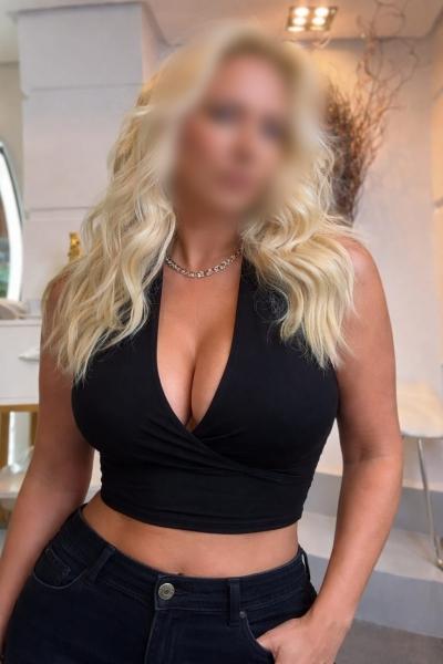 Chica busca chico en Navarra: 