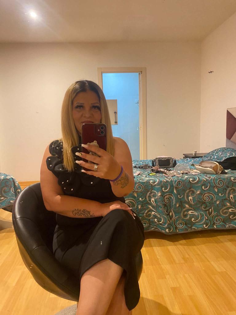 624926092: Chica busca chico en Málaga