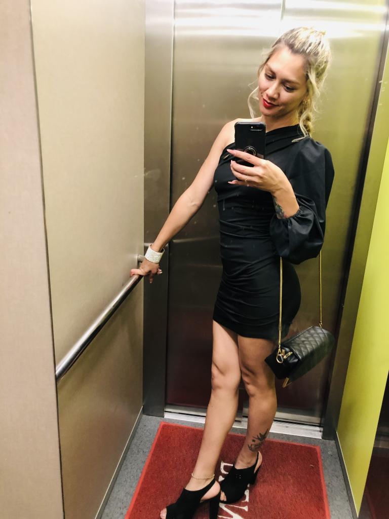 Chica busca chico en Cádiz: 