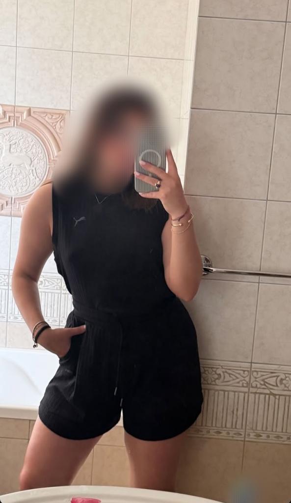 Chica busca chico en Sevilla: 