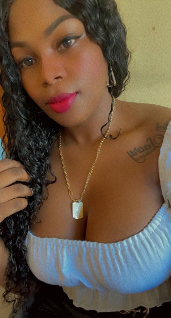 Chica busca chico en Valencia: Chica busca chico