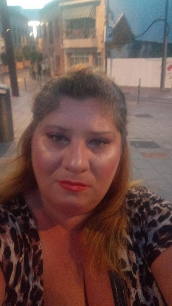 Chica busca chico en Cádiz: 