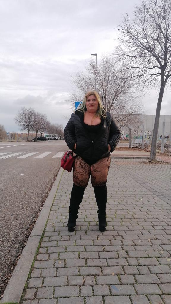 610652634: Chica busca chico en Cádiz