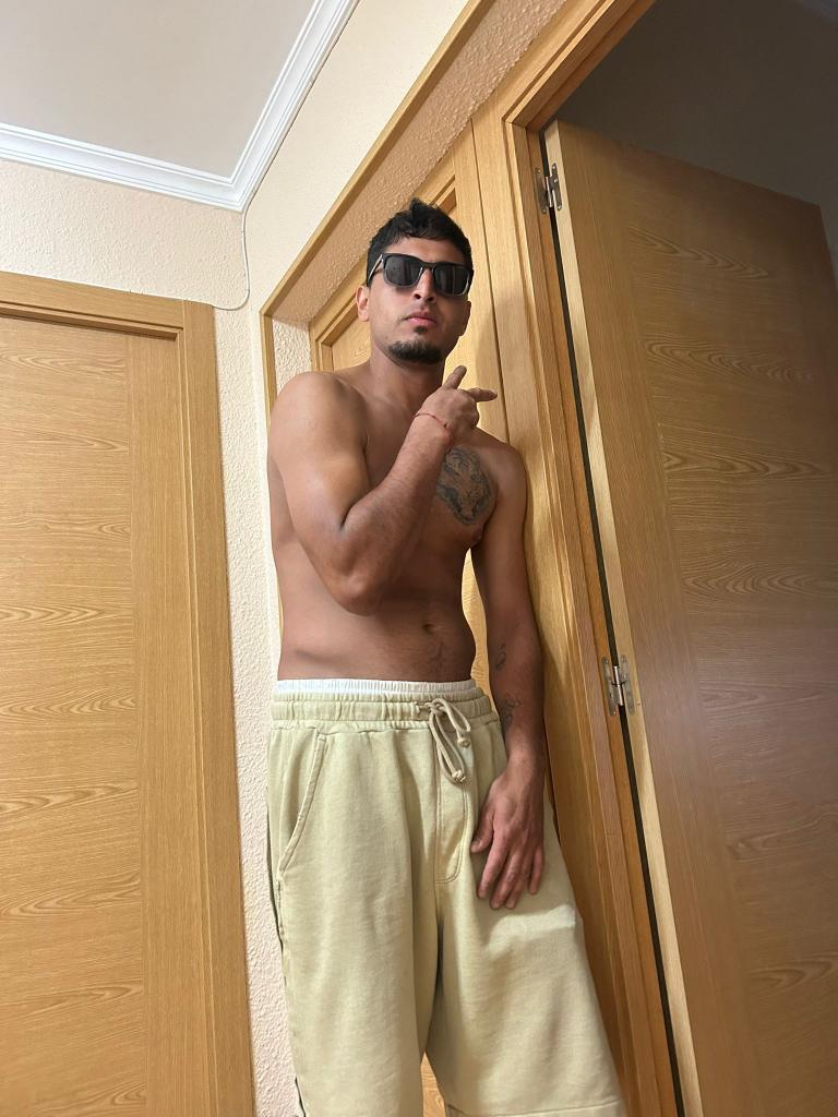 Chica busca chico en Zaragoza: 