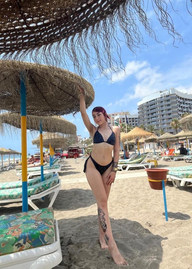 633207573: Chica busca chico en Málaga