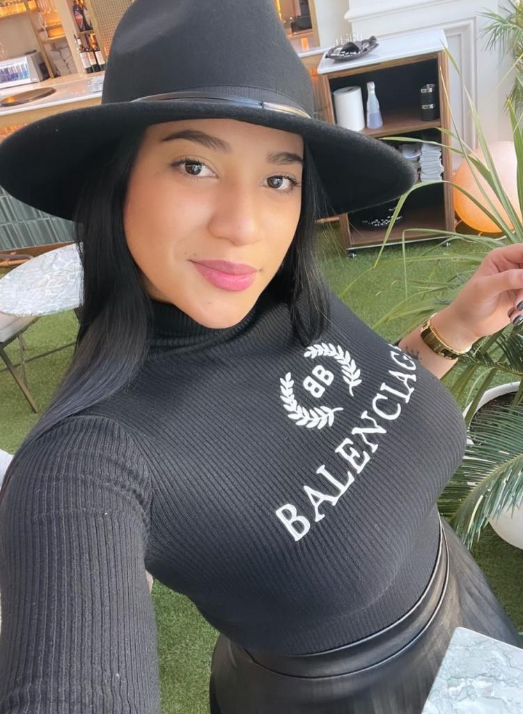 Chica busca chico en Tenerife: 