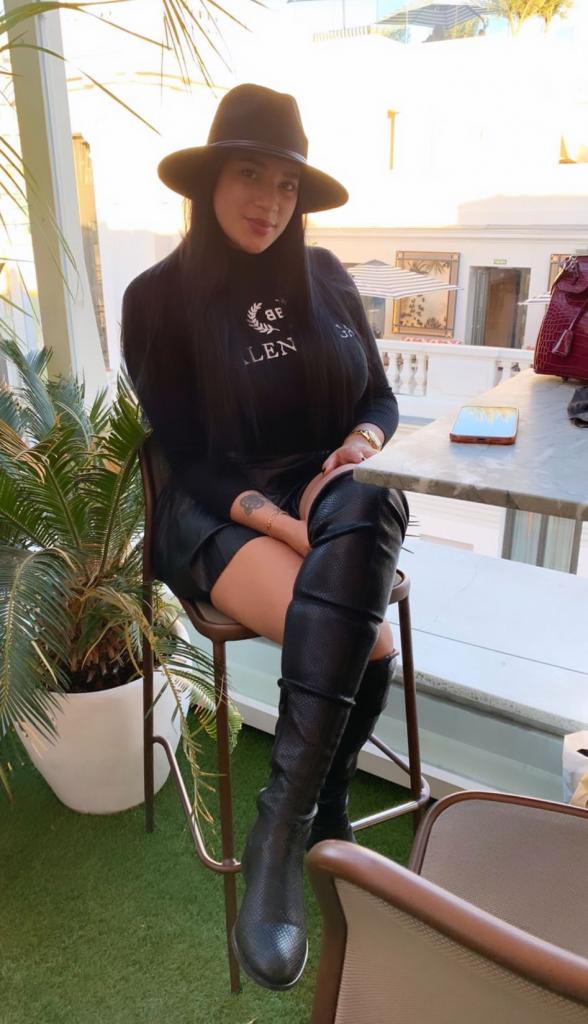 Chica busca chico en Tenerife: 