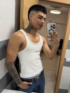 613425515: Chico busca chica en Valencia
