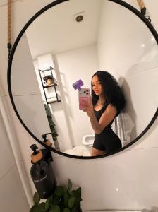 722516170: Chica busca chico en Valencia