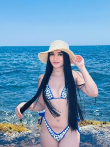 613853461: Chica busca chico en Barcelona