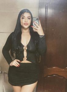632896478: Chica busca chico en Barcelona