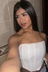 604195677: Chica busca chico en Orense