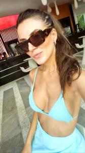 600684103: Chica busca chico en Ibiza