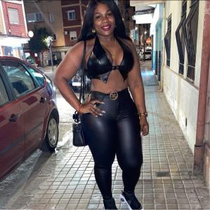 623311482: Chica busca chico en Valencia