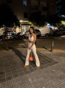 672009103: Chica busca chico en Valencia