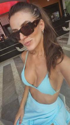 600684103: Chica busca chico en Ibiza