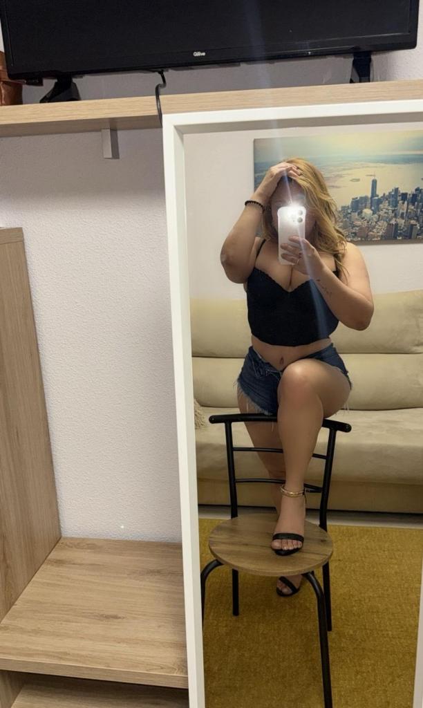 Chica busca chico en Cádiz: 