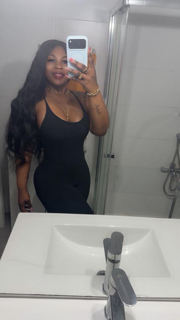 604340932: Chica busca chico en Valencia
