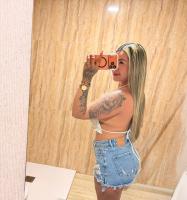 647075884: Chica busca chico en Huelva