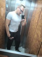 631402127: Chico busca chica en Madrid