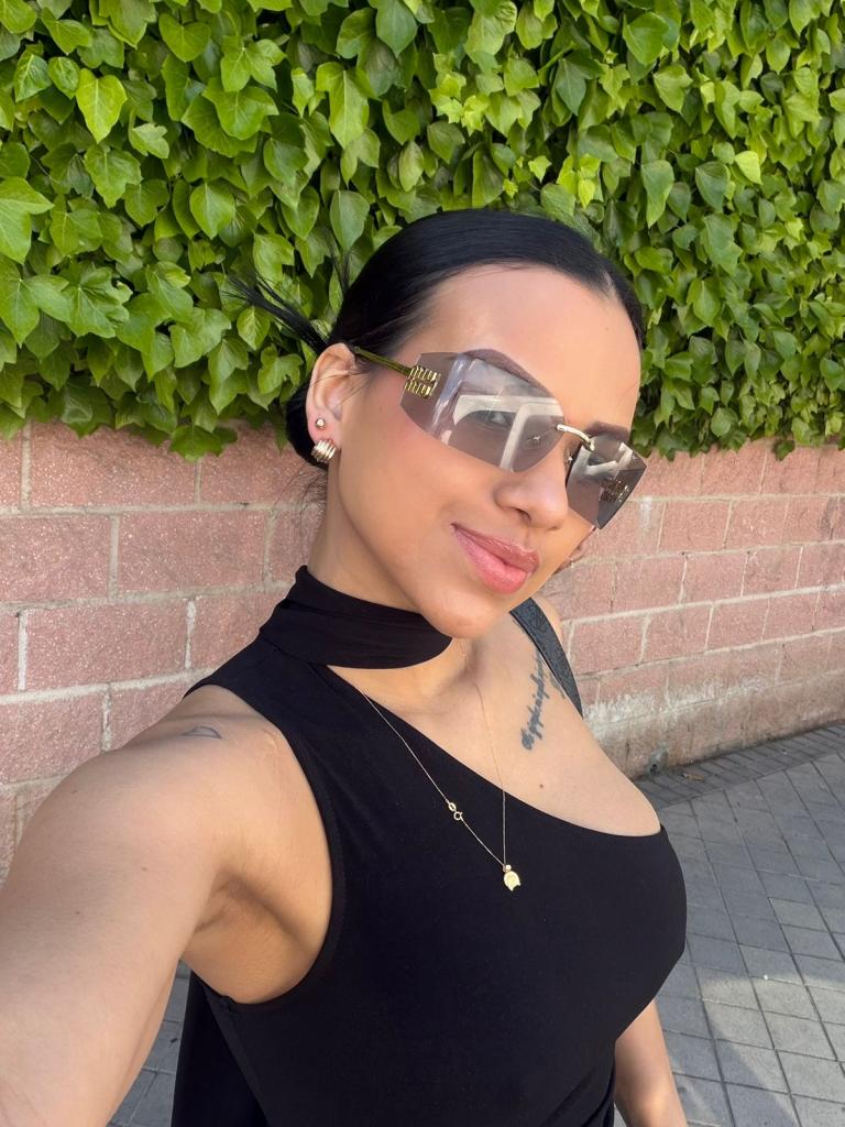 Chica busca chico en Cádiz: 