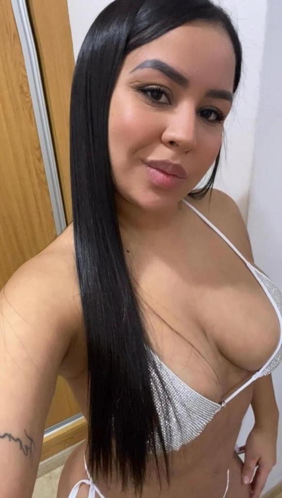 624382517: Chica busca chico en Almería