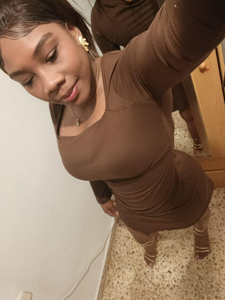 624798262: Chica busca chico en Valencia