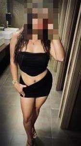 613706644: Chica busca chico en Gerona