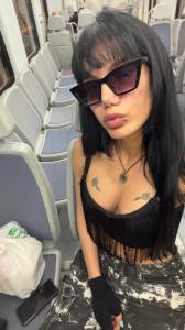697744896: Travesti en Barcelona