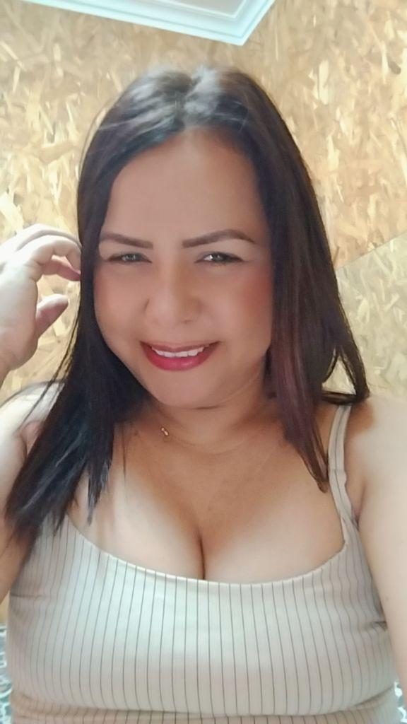Chica busca chico en Cantabria: 