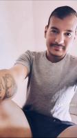 624431242: Chico busca chica en Madrid
