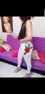 677334572: Chica busca chico en Madrid