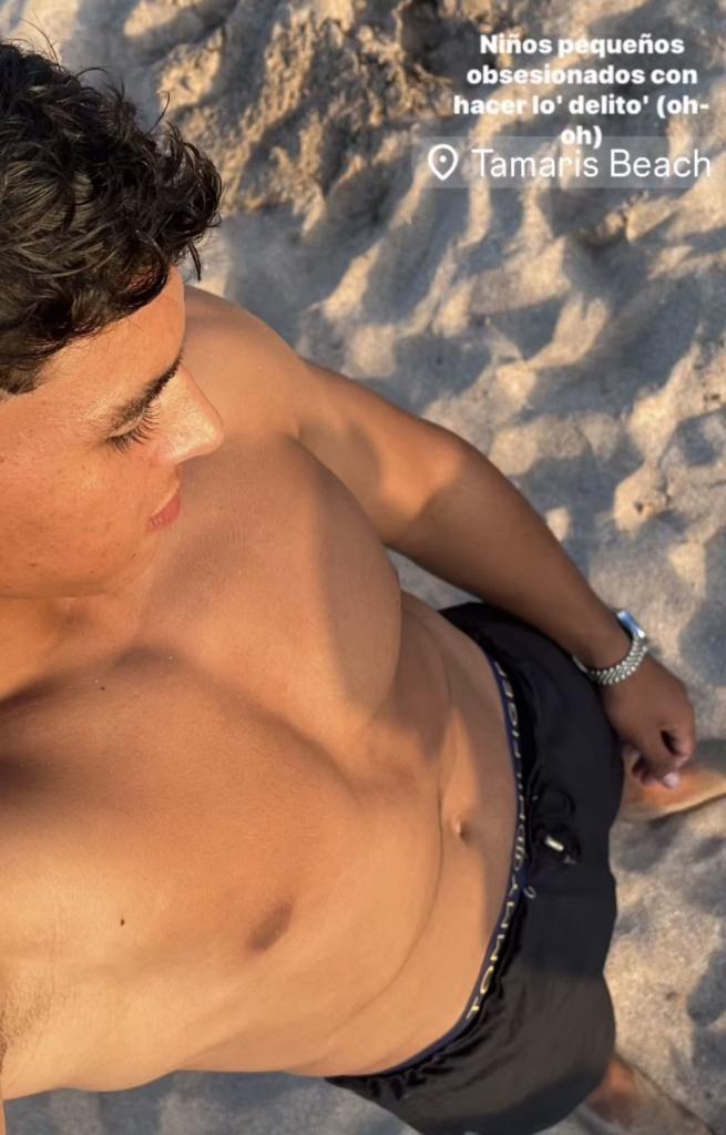 Chico busca chica en Granada: 