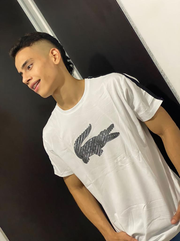672113269: Chico busca chica en Gerona