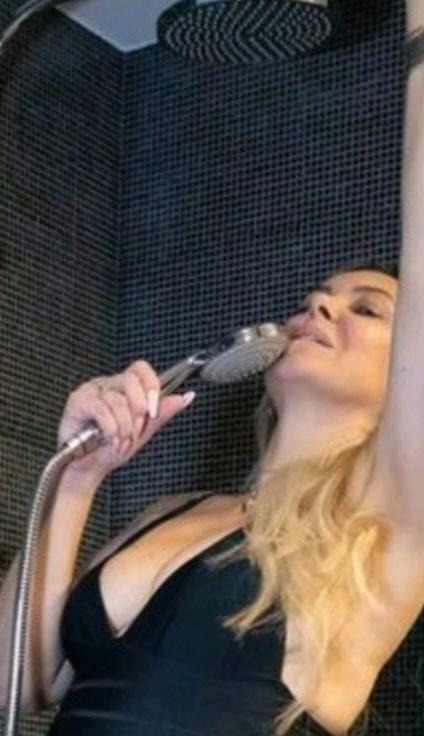 Chica busca chico en Granada: 