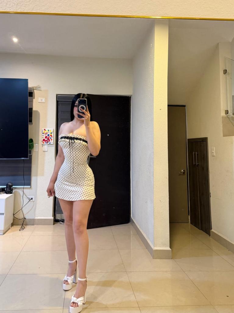 611215687: Chica busca chico en Almería