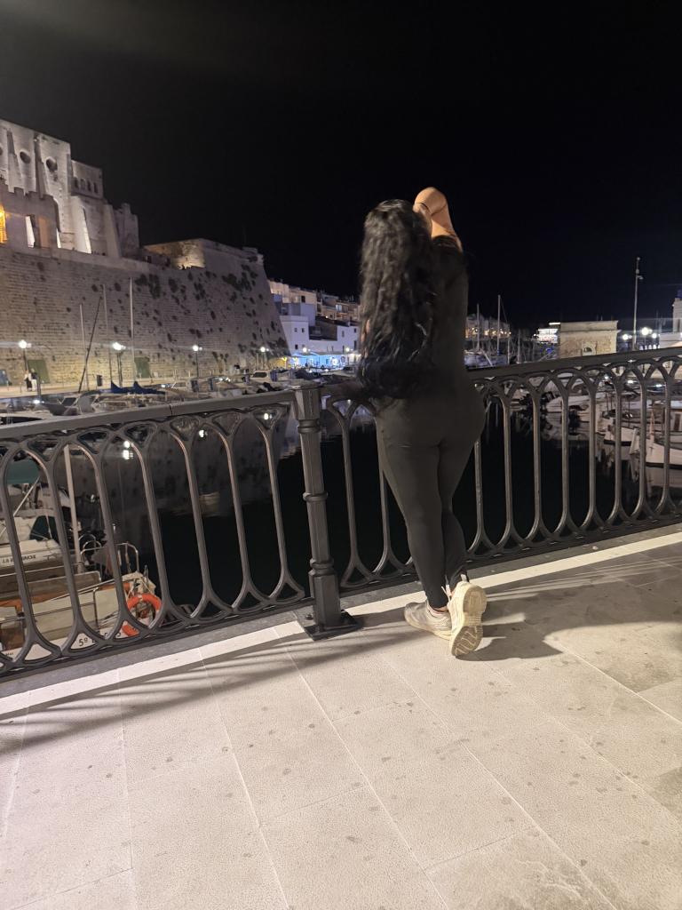 Chica busca chico en Menorca: 